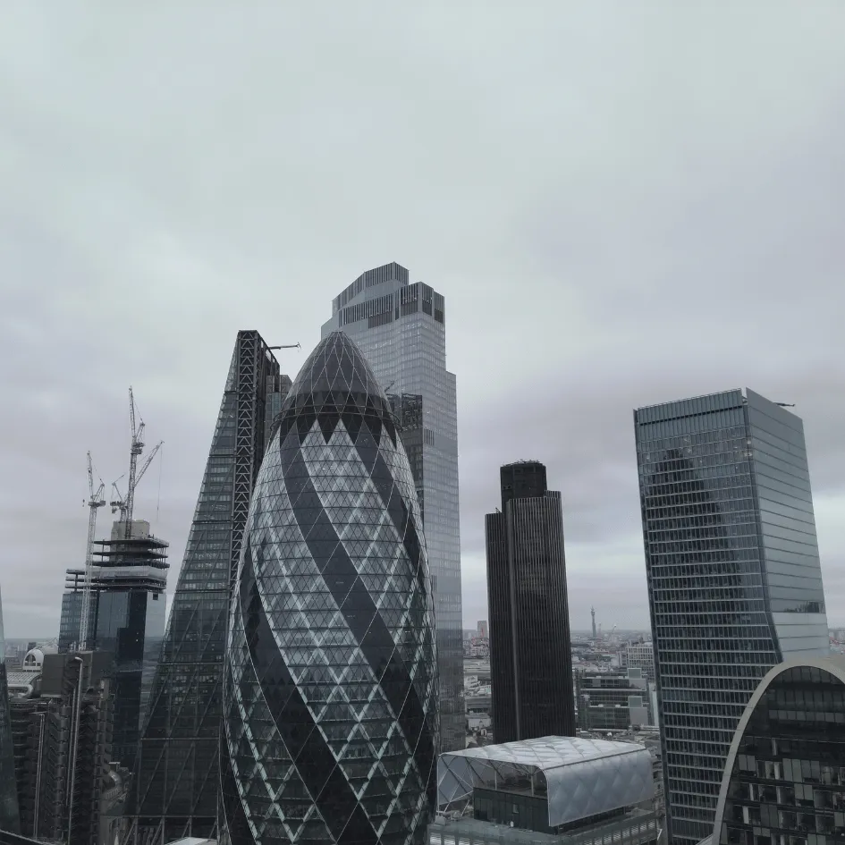 Flying my dji matrice 300 in london city