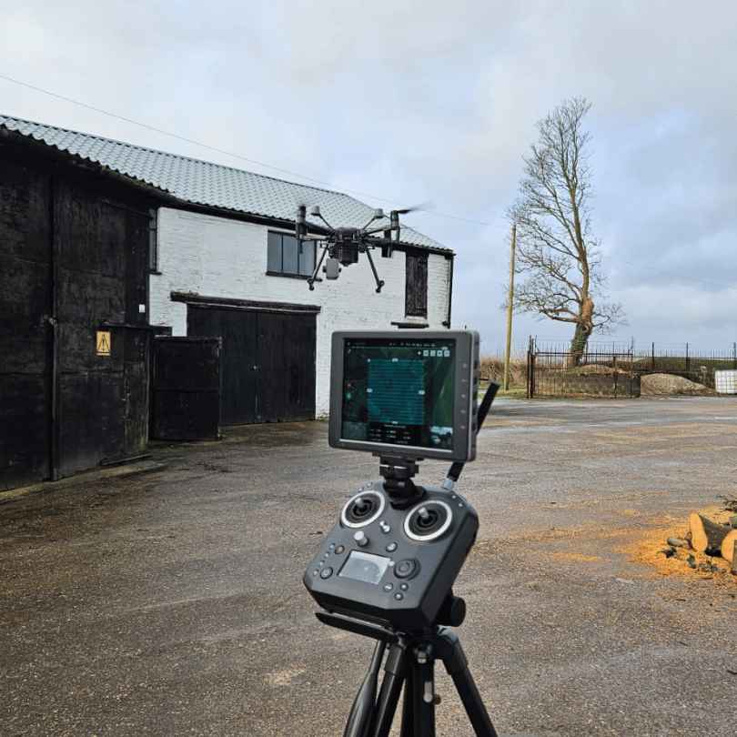 drone behind controller 10 11zon