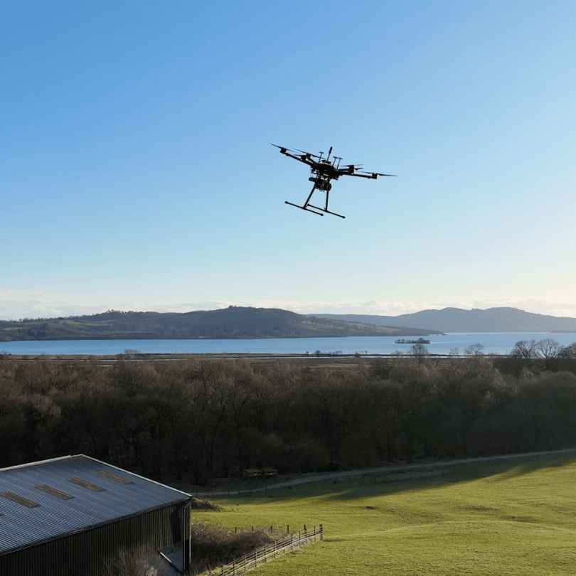 drone flying 14 11zon