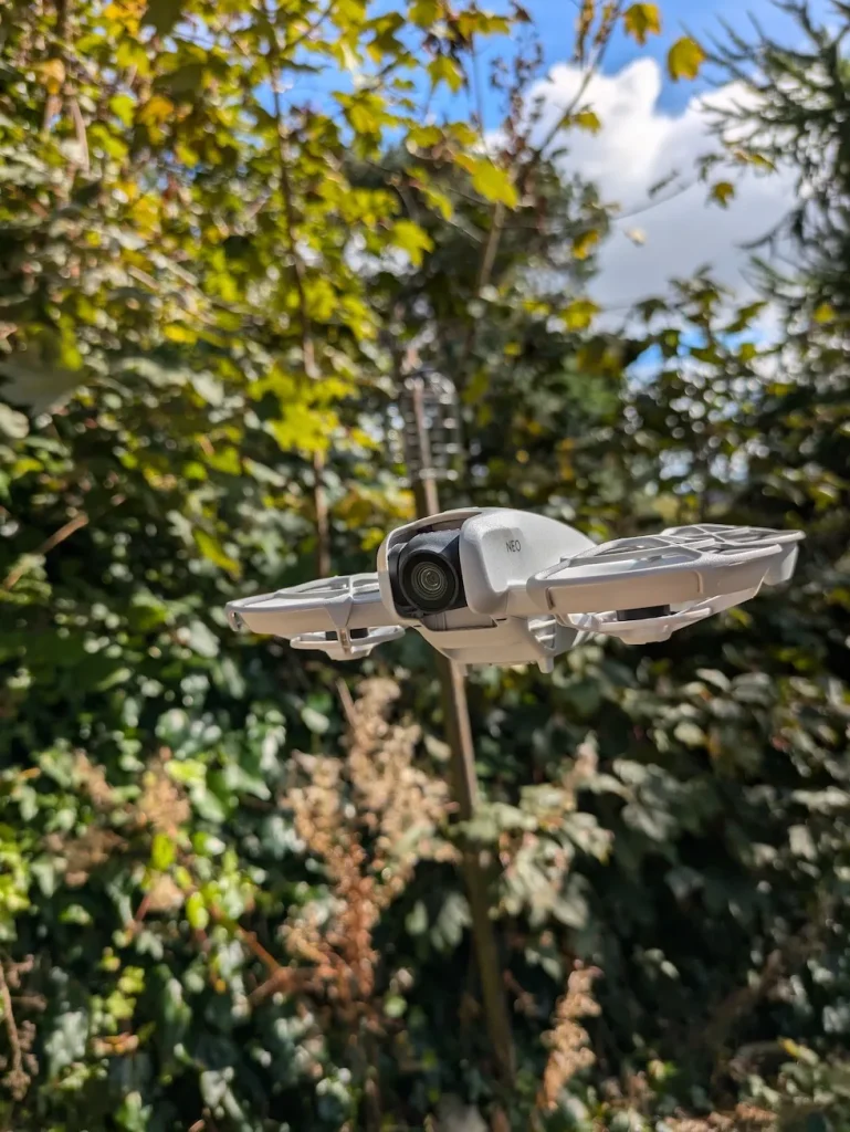 dji neo 28