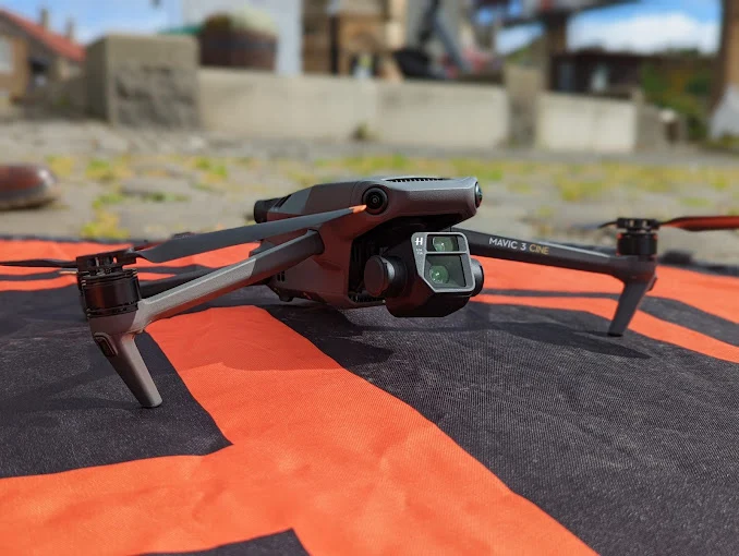 skykam drone pilot picture 3